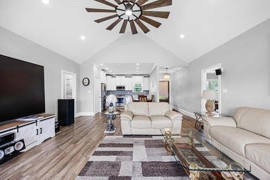 Welcome to waterfront living at its finest! Perfectly positioned - photo 26
