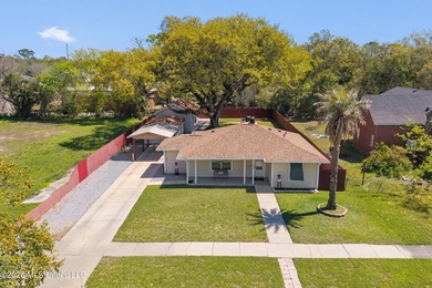 Located just blocks from the courthouse in the heart of downtown - photo 1