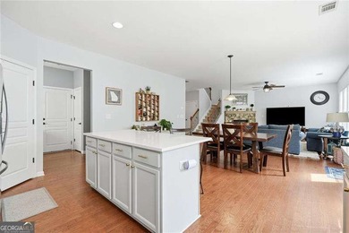 Looking for a MOVE-IN ready 4 bedroom home with 2 main level - photo 11