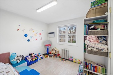 Welcome to this spacious 2 Bedroom Residence in The Estates at - photo 11