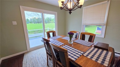 Unwind into a lifestyle of quiet grandeur and wide-open spaces - photo 15