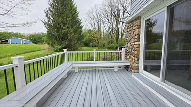 Unwind into a lifestyle of quiet grandeur and wide-open spaces - photo 17