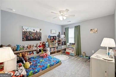 Looking for a MOVE-IN ready 4 bedroom home with 2 main level - photo 20