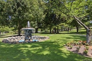 Prime Huntington Village location! Welcome to Heckscher Park - photo 20