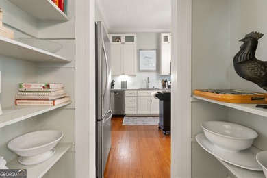 PURCHASE THIS LOVELY HOME FURNISHED OR UNFURNISHED IF YOU - photo 12