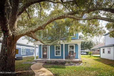 Located within the Ocean Springs Golf Cart District, this - photo 17