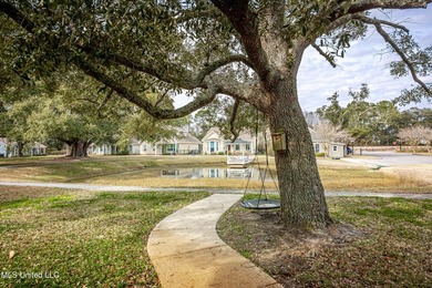 Located within the Ocean Springs Golf Cart District, this - photo 18
