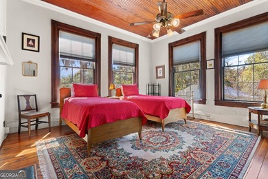 PURCHASE THIS LOVELY HOME FURNISHED OR UNFURNISHED IF YOU - photo 40