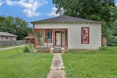 Lake Home For Sale in Mooringsport, Louisiana