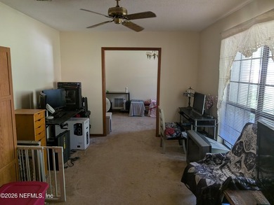 SELLER CONTRIBUTING $5,000 TOWARD BUYER'S CLOSING COSTS & - photo 3