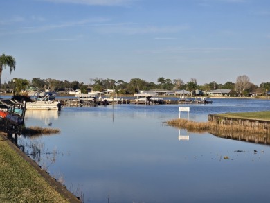 Wonderful Furnished, Waterfront Unit! - photo 2