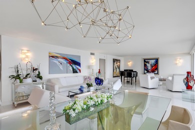 DIRECT OCEANFRONT 3 BEDROOM AT OCEANS EDGE ON THE SAND IN BOCA