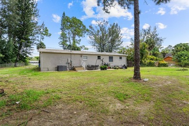 This beautifully remodeled 3-bedroom, 2-bathroom home offers - photo 28