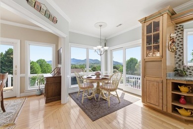 Stunning quality-built custom mountain and lake retreat with - photo 31