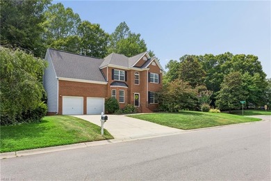 Welcome home to this beautiful two-story residence, perfectly - photo 4