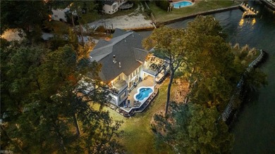 Welcome to a rare waterfront masterpiece! Exceptional & secluded - photo 3