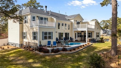 Welcome to a rare waterfront masterpiece! Exceptional & secluded - photo 5