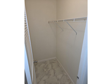 Bright and spacious 1-bedroom, 1-bath unit located on the 2nd - photo 25