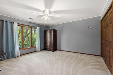 Nestled on a picturesque 1 acre lot in Equestrian Estates, one - photo 32