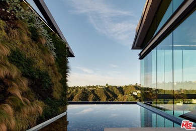 Enveloped in the lush landscape and bound by the masterful - photo 4