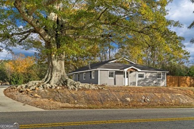 Lake Home For Sale in Villa Rica, Georgia