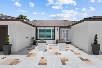 Welcome to this single-story residence in the desirable Lake - photo 4