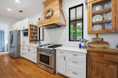 Deeded Stunning Custom-Built Home - photo 10