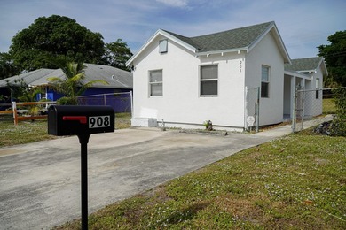 WELCOME TO A GREAT SINGLE FAMILY HOME WITH 2 BEDROOMS AND 1 BATH - photo 6