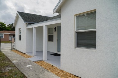 WELCOME TO A GREAT SINGLE FAMILY HOME WITH 2 BEDROOMS AND 1 BATH - photo 8