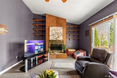 Opportunity is knocking ! Welcome home to this charming 3-bed, 2 - photo 11