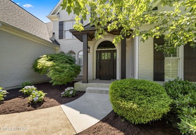 Welcome to an extraordinary waterfront community residence where - photo 2