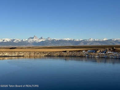Boundless Sky--a rare 130-acre private estate opportunity in - photo 12
