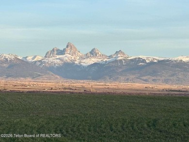 Boundless Sky--a rare 130-acre private estate opportunity in - photo 14