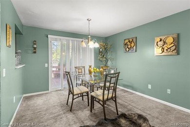 Opportunity is knocking ! Welcome home to this charming 3-bed, 2 - photo 16