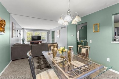 Opportunity is knocking ! Welcome home to this charming 3-bed, 2 - photo 18