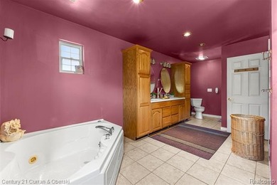 Opportunity is knocking ! Welcome home to this charming 3-bed, 2 - photo 25