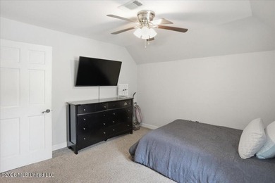 Welcome to 104 Quail Hollow Place--an incredible opportunity to - photo 34