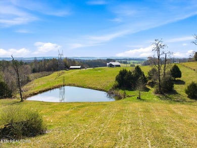 Set against a backdrop of year-round mountain views, this - photo 38