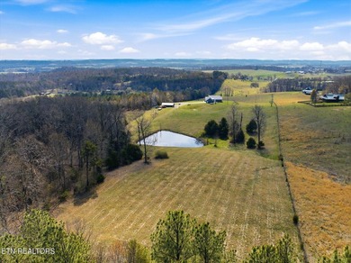 Set against a backdrop of year-round mountain views, this - photo 40
