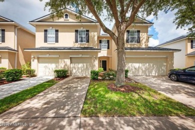 (private lake, pond, creek) Townhome/Townhouse For Sale in Jacksonville Florida