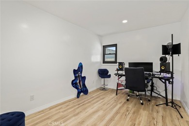 Welcome to your dream home in the heart of Long Beach at 2673 - photo 13