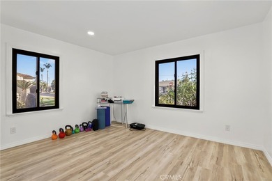 Welcome to your dream home in the heart of Long Beach at 2673 - photo 14