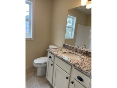 New construction in the heart of Beaver Dam. Homes is completed - photo 19