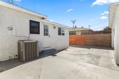 Welcome to your dream home in the heart of Long Beach at 2673 - photo 23