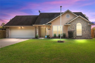 Lake Home For Sale in Shreveport, Louisiana