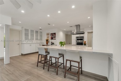 Beautifully renovated smart home in the desirable Coral Ridge - photo 3