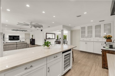Beautifully renovated smart home in the desirable Coral Ridge - photo 4
