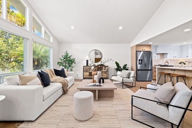 Glamorously designed S&S home in Goldenwest Estates. This - photo 7