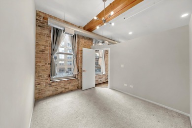 Great West Loop Location! Beautiful updated 2 bed / 2 bath home