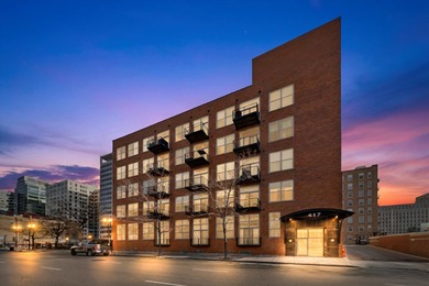 Great West Loop Location! Beautiful updated 2 bed / 2 bath home